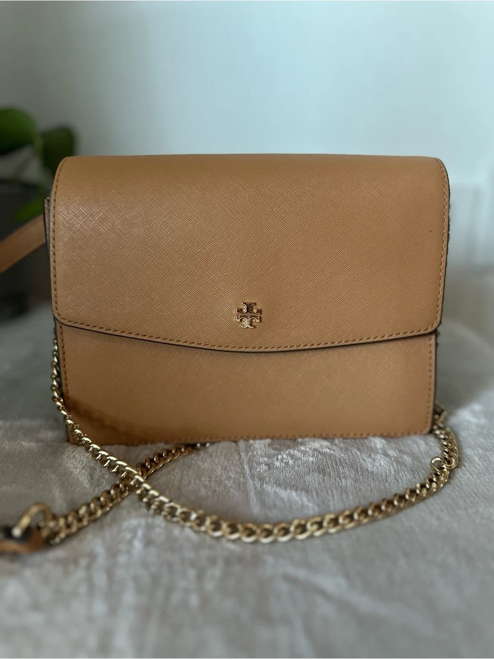 Tory Burch Tan Leather Crossbody with Gold Chain